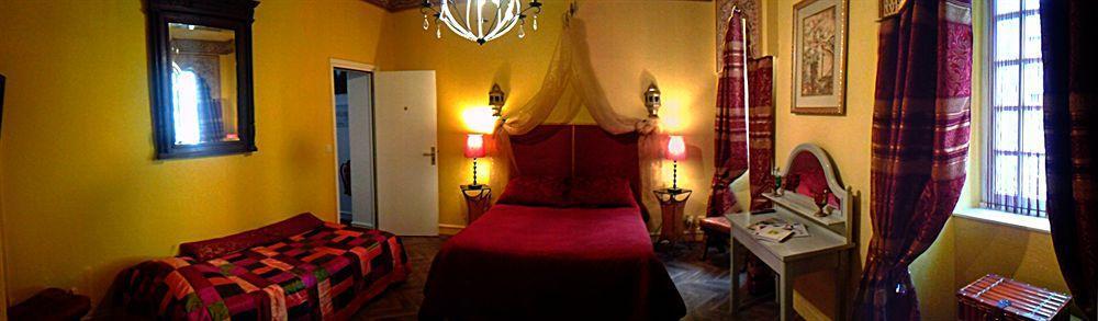 דינאן Hotel De La Tour De L'Horloge מראה חיצוני תמונה