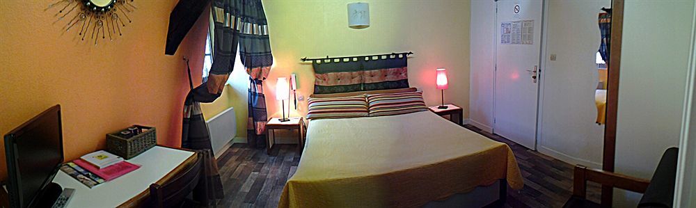 דינאן Hotel De La Tour De L'Horloge מראה חיצוני תמונה