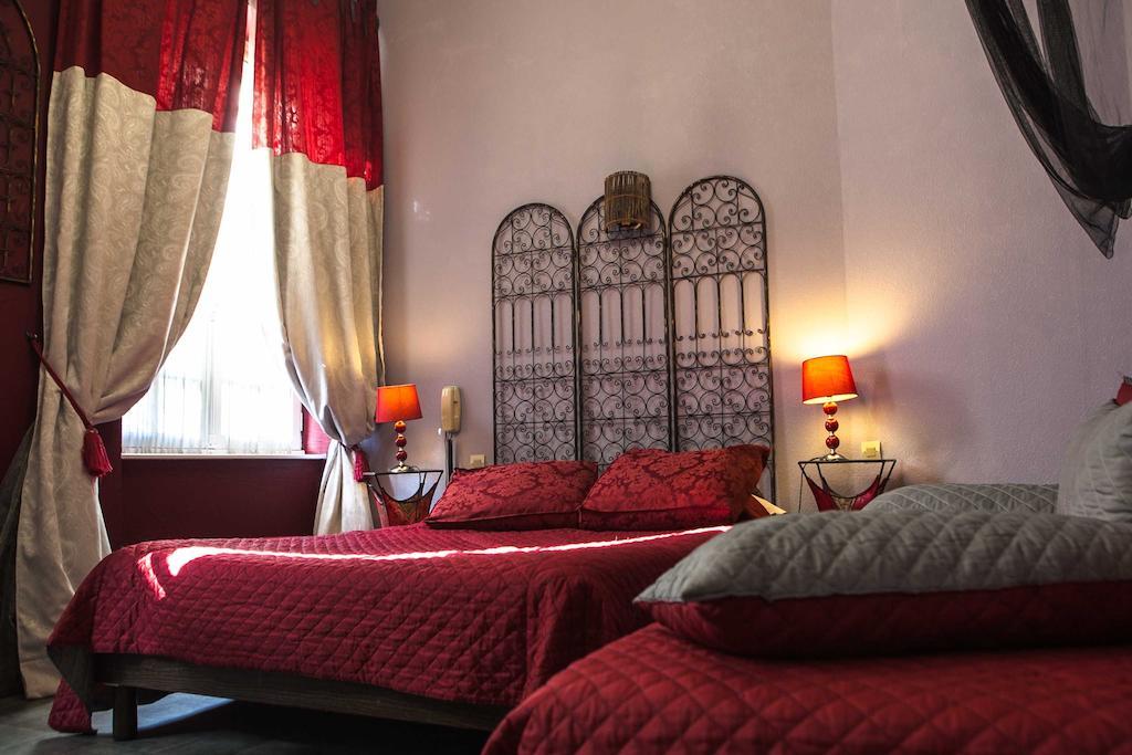 דינאן Hotel De La Tour De L'Horloge מראה חיצוני תמונה